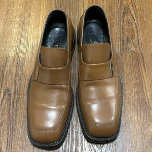 Vintage men’s Gucci dress shoes